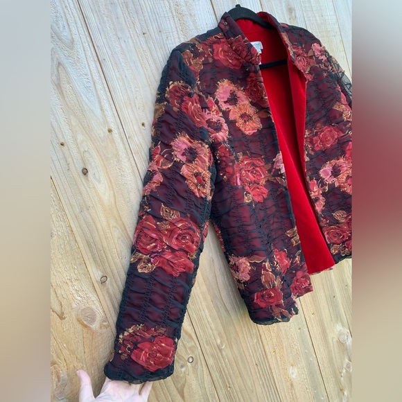 Coldwater Creek Floral Sheer-Overlay Open Front Jacket black‎ red petite medium - Picture 3 of 6